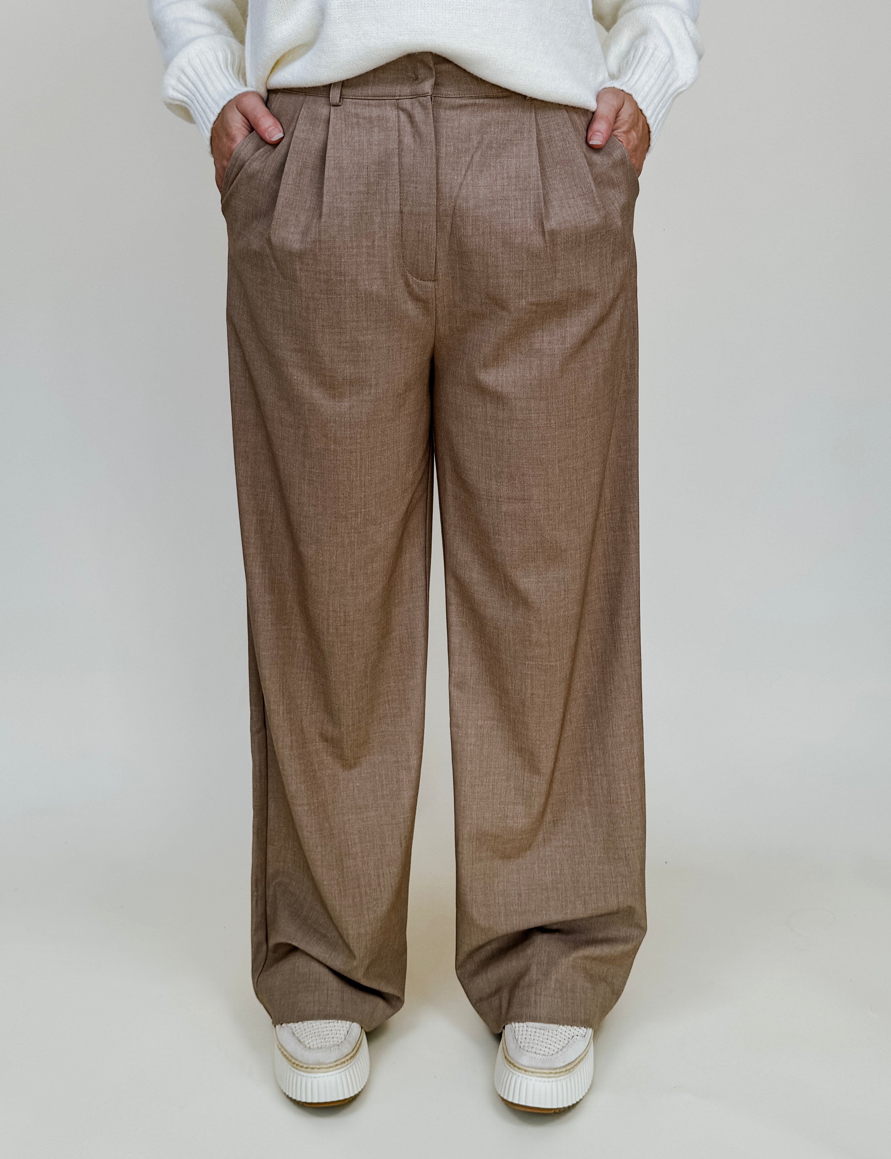 Braelynn Pleated Slack Pants