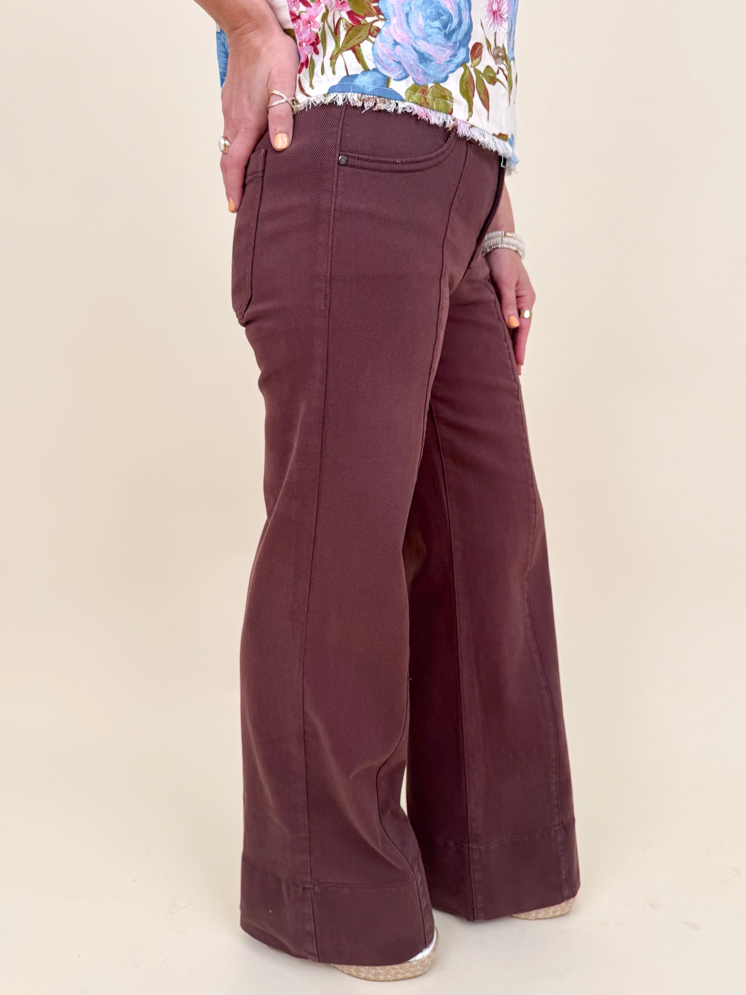 Beatrice Wide Leg Pant in chocolate brown with front seam detail and wide leg silhouette — Paper Doll