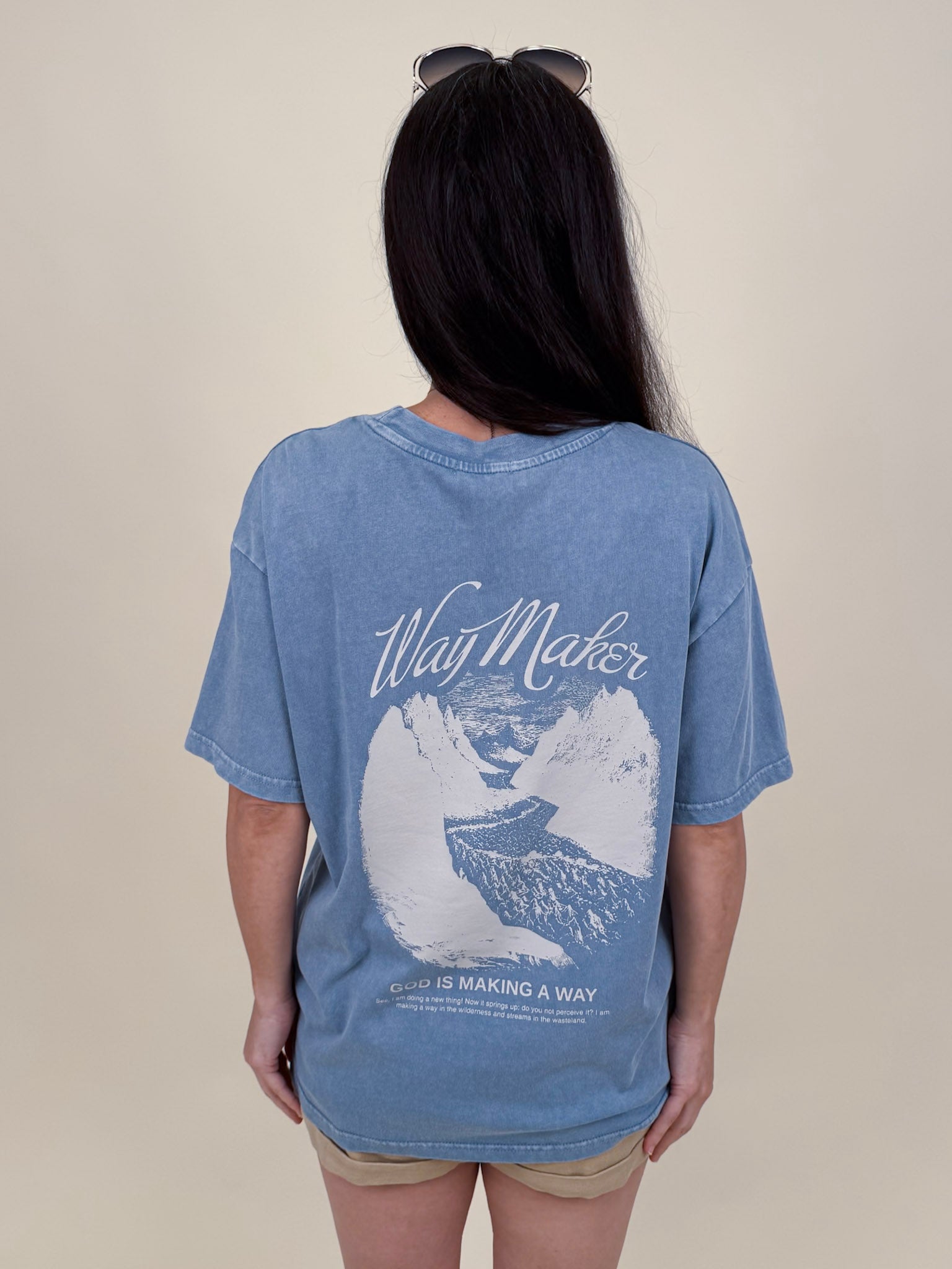 Way Maker Unisex Tee in washed blue with script chest print and mountain graphic on back — Paper Doll