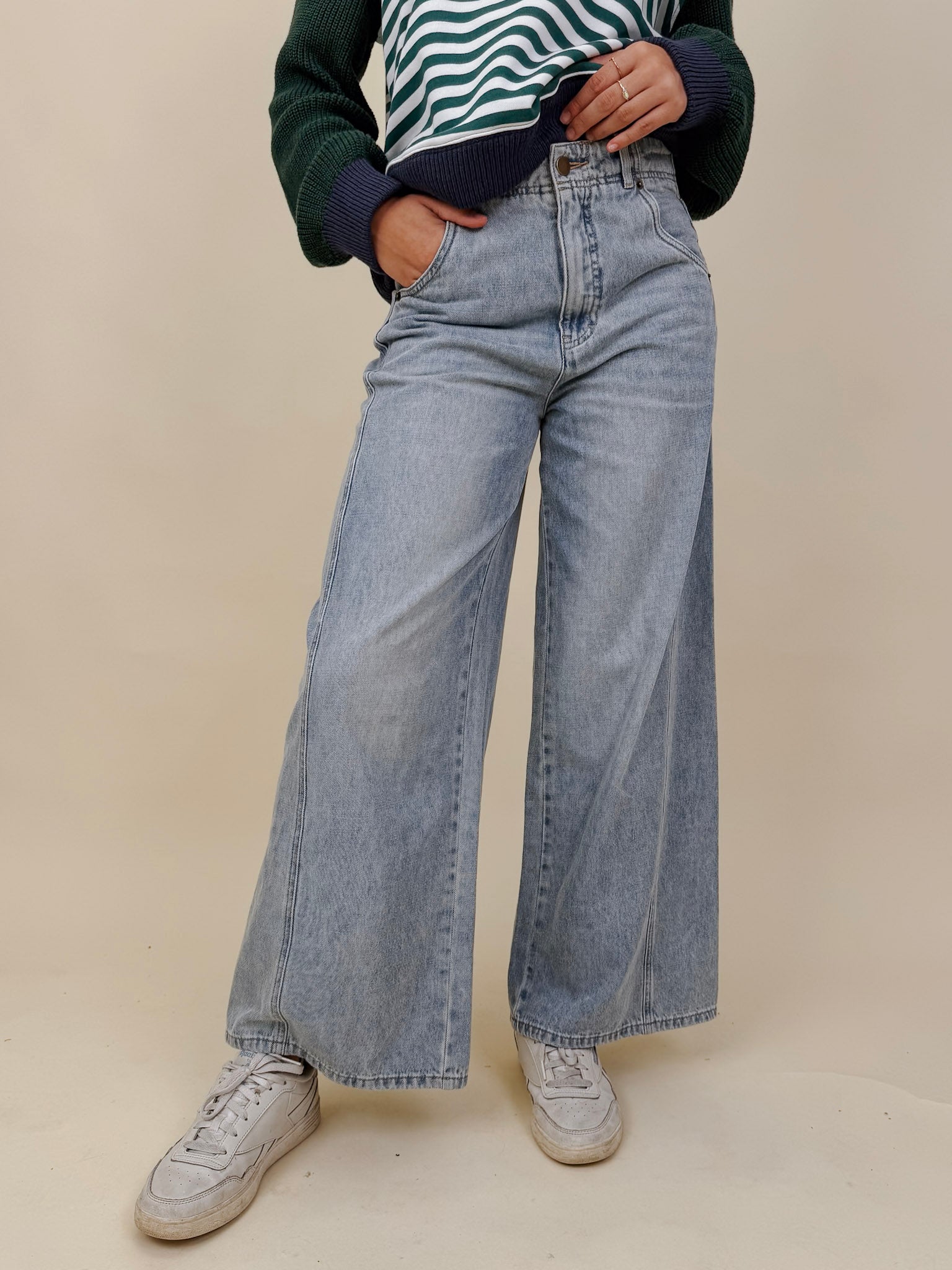 Emery Wide Leg Jeans in vintage light wash denim with patch back pockets — Paper Doll