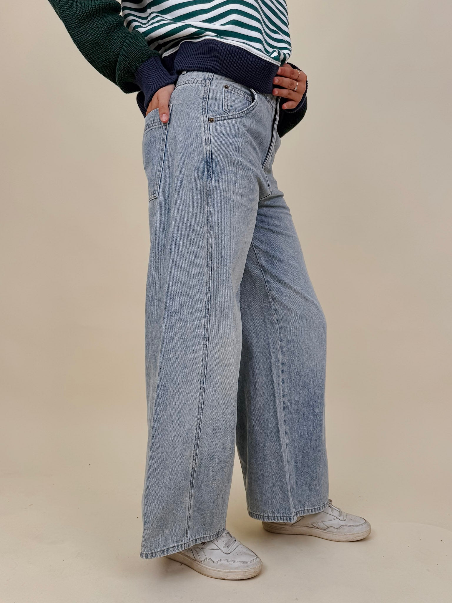 Emery Wide Leg Jeans in vintage light wash denim with patch back pockets — Paper Doll