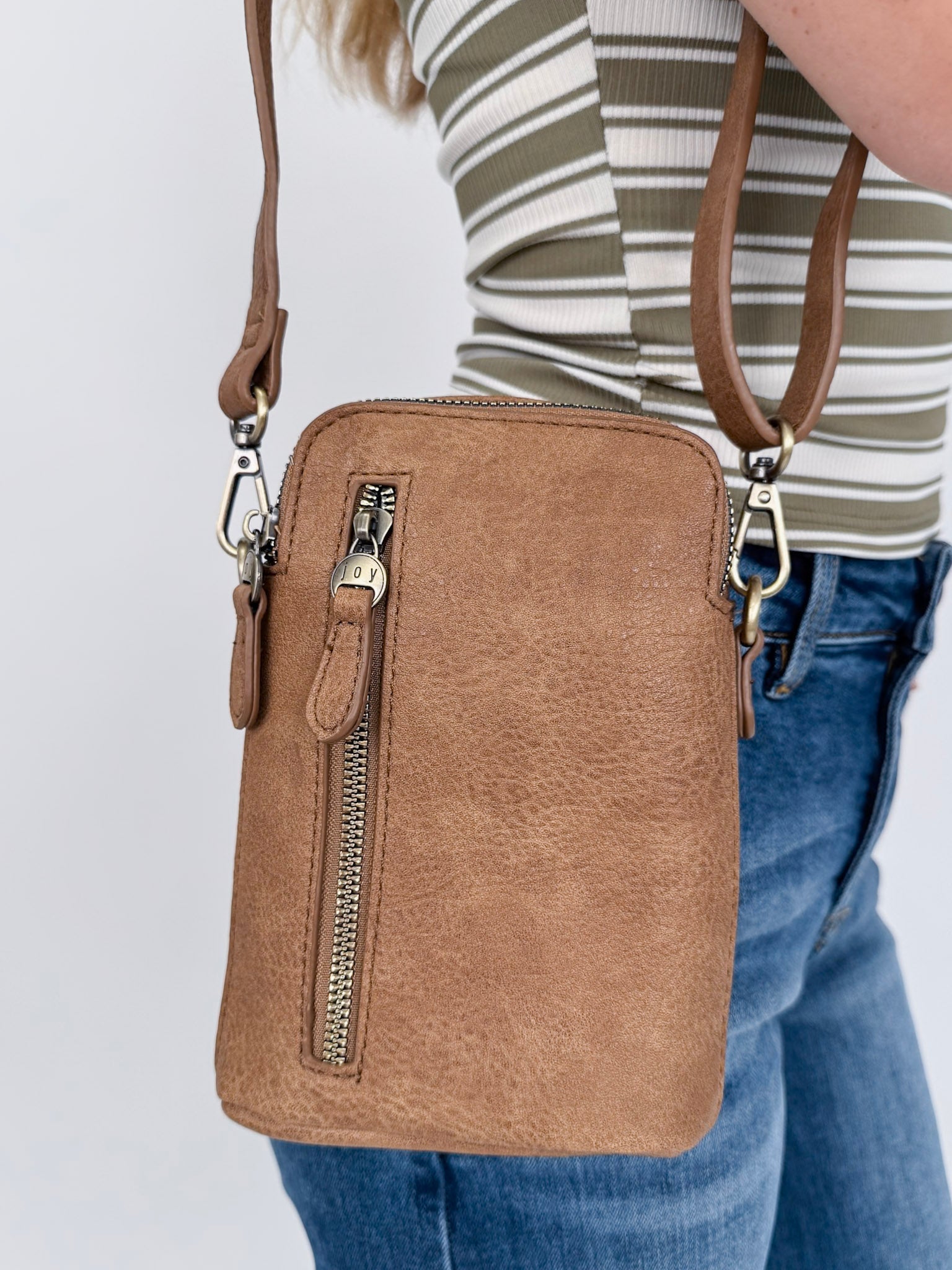 Jolene Crossbody Phone Bag - PAPER DOLL