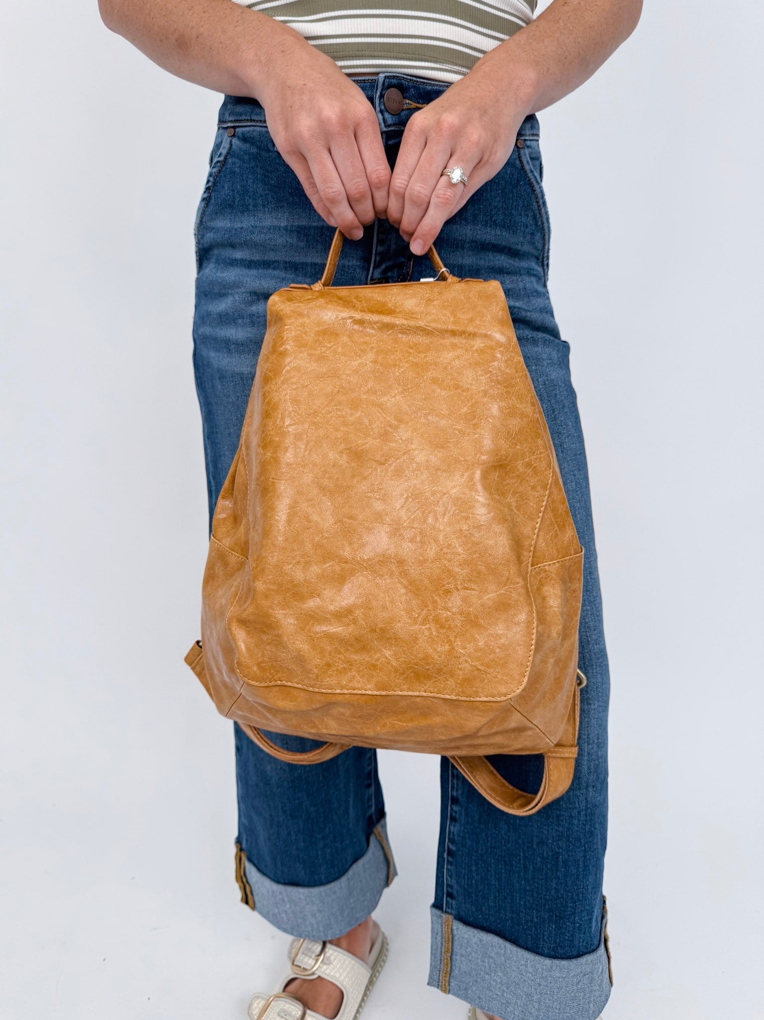 Maggie Modern Backpack - PAPER DOLL