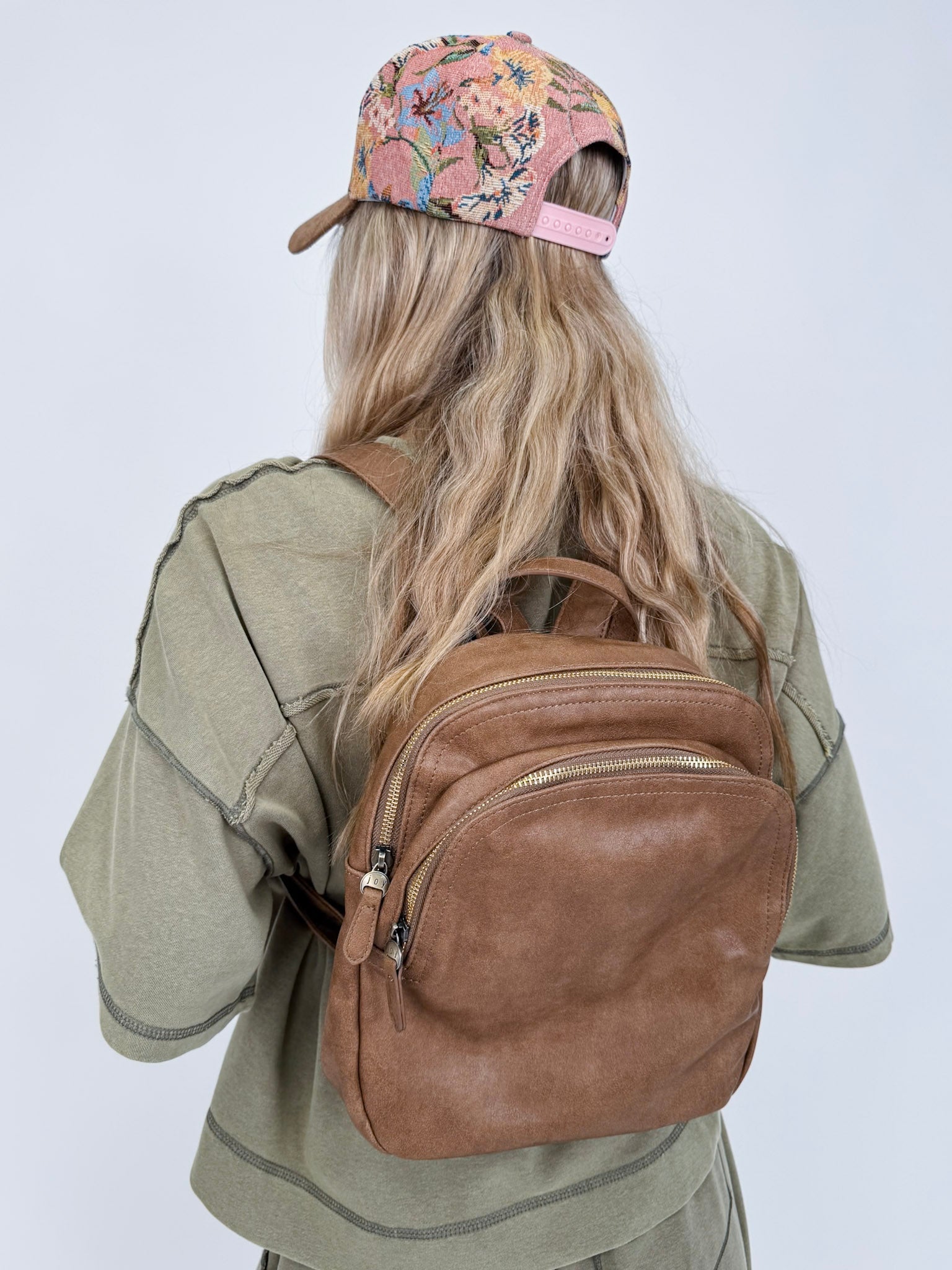 Frankie Backpack - PAPER DOLL