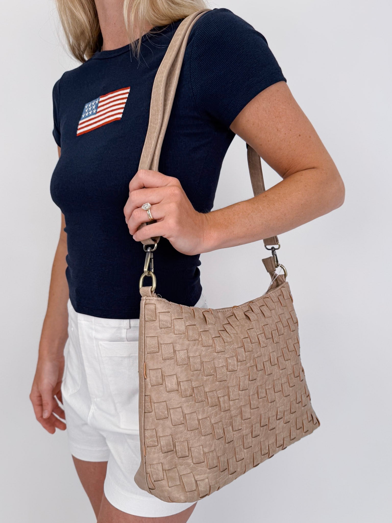 Winnie Woven Hobo Bag - PAPER DOLL