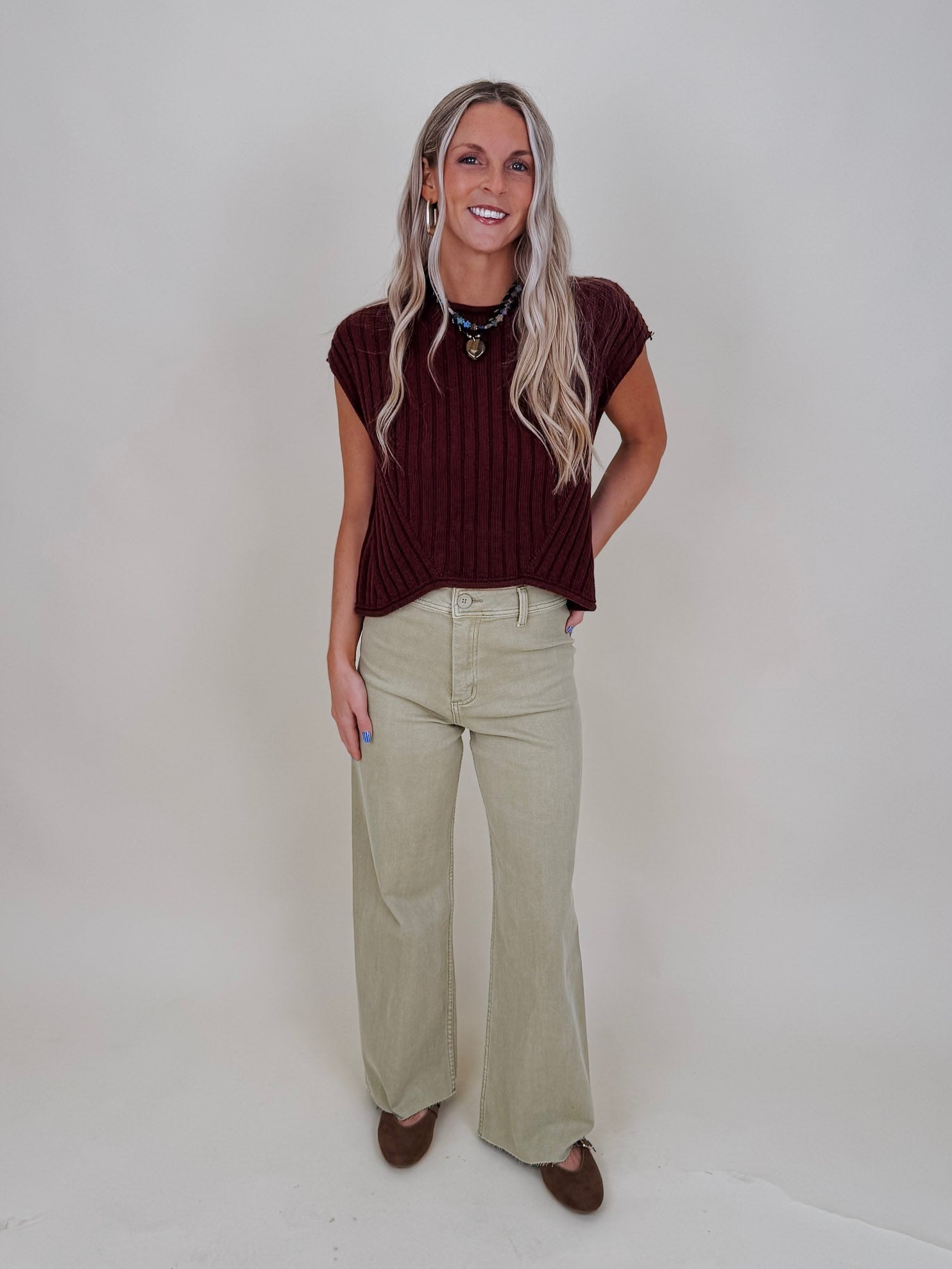 Edith Pant - PAPER DOLL