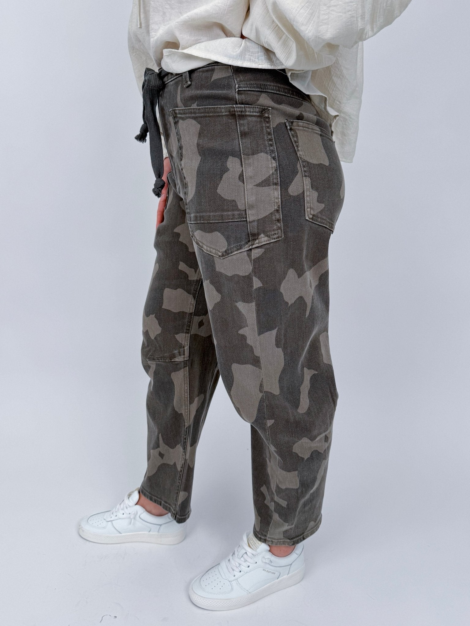 On The Edge Pant - PAPER DOLL