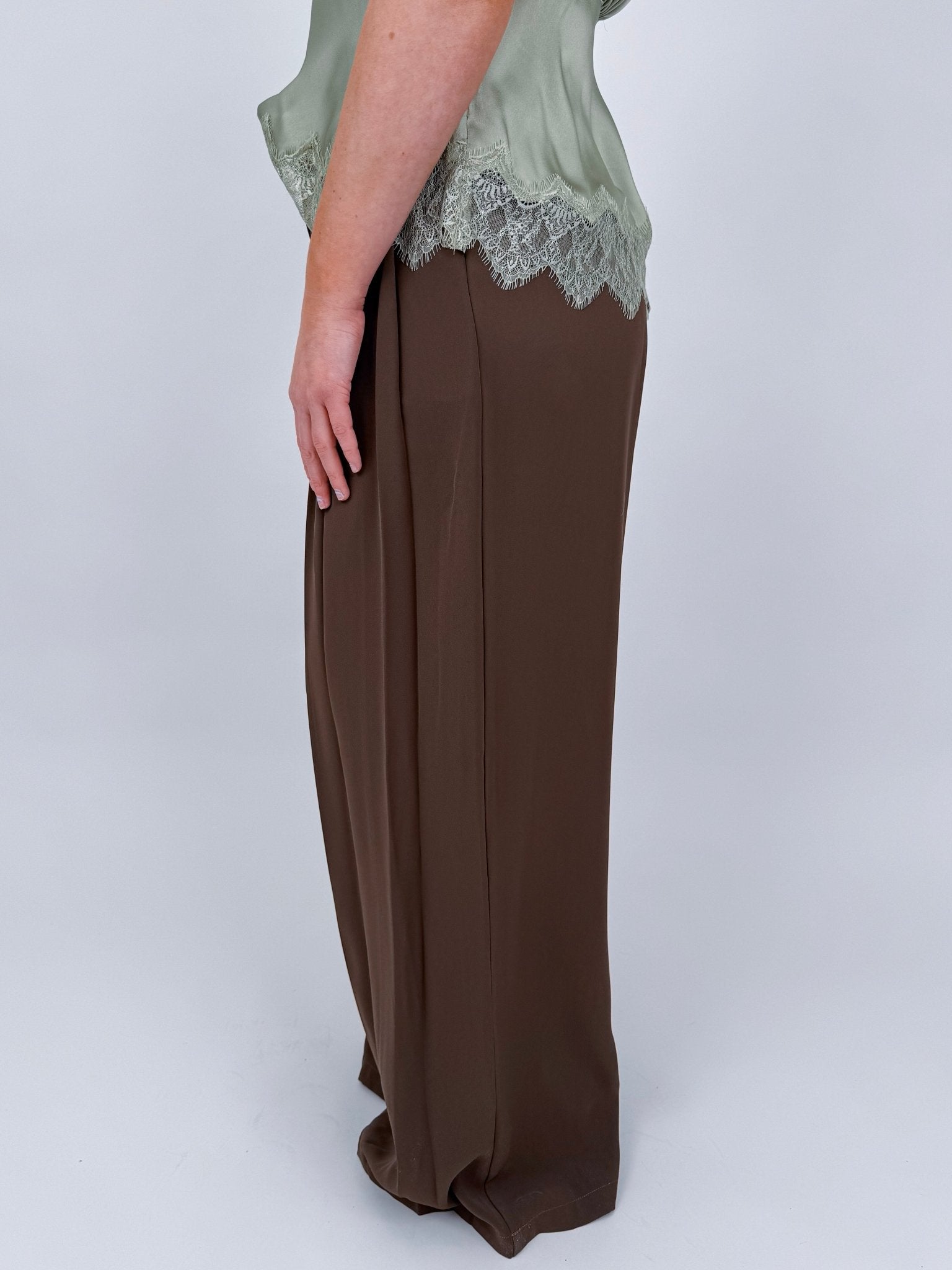 Helena Pleated Trousers - PAPER DOLL