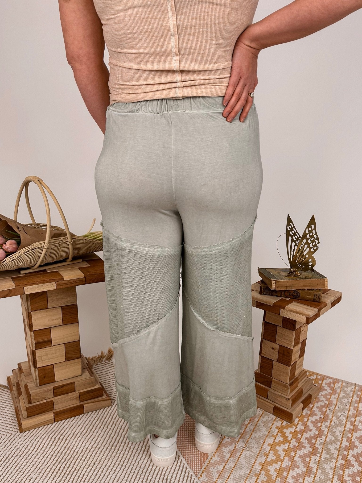 Annalise Cropped Soft Knit Pant - PAPER DOLL