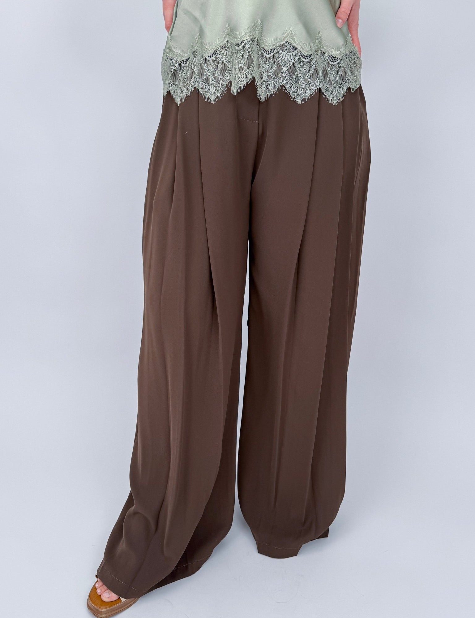 Helena Pleated Trousers - PAPER DOLL