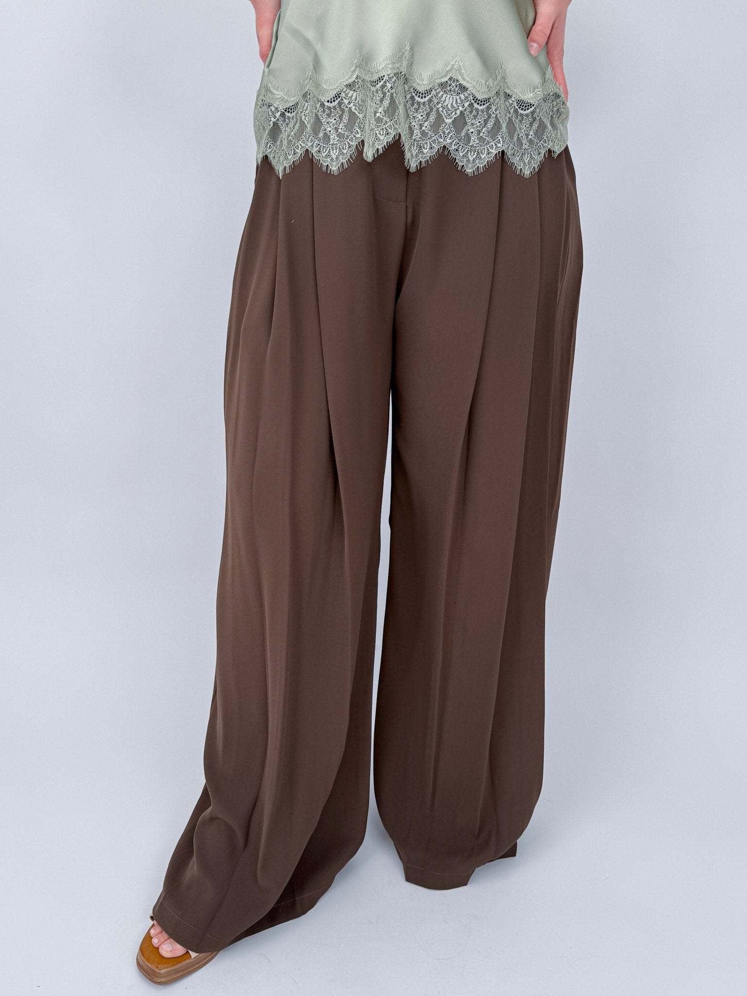Helena Pleated Trousers - PAPER DOLL