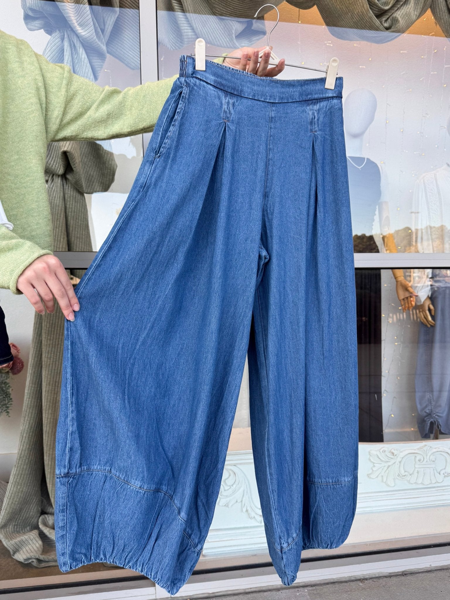 Daphne Balloon Pant - PAPER DOLL