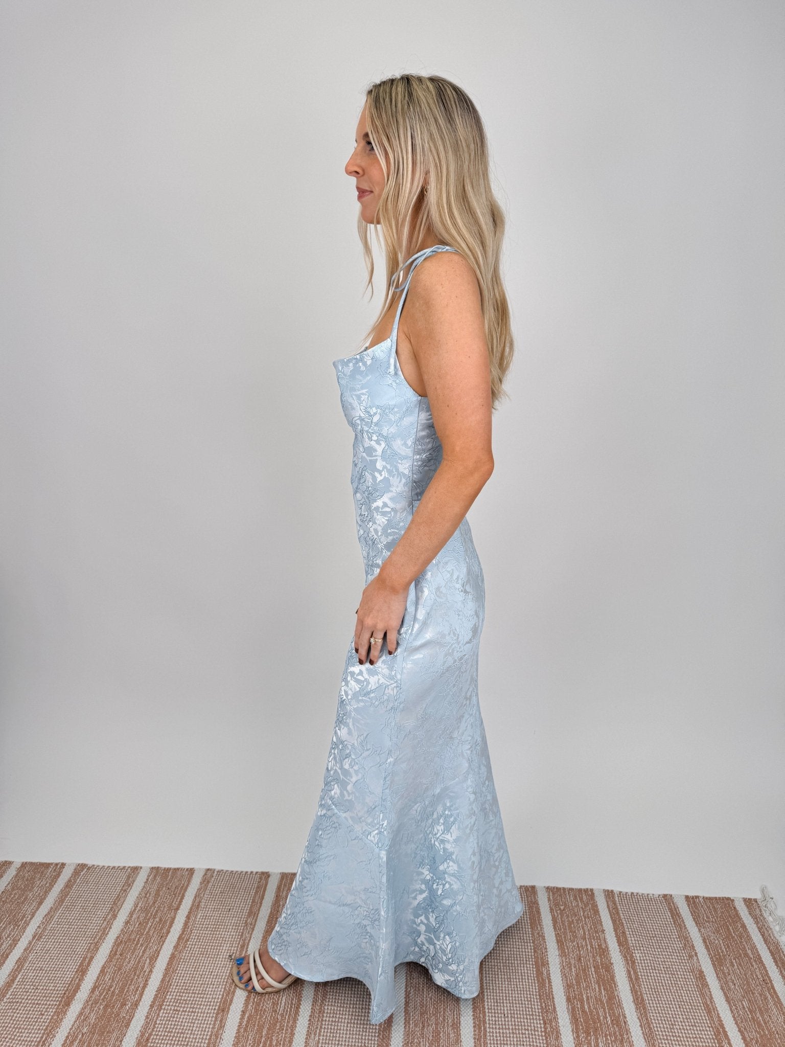 Cindy Floral Flared Maxi Dress - PAPER DOLL