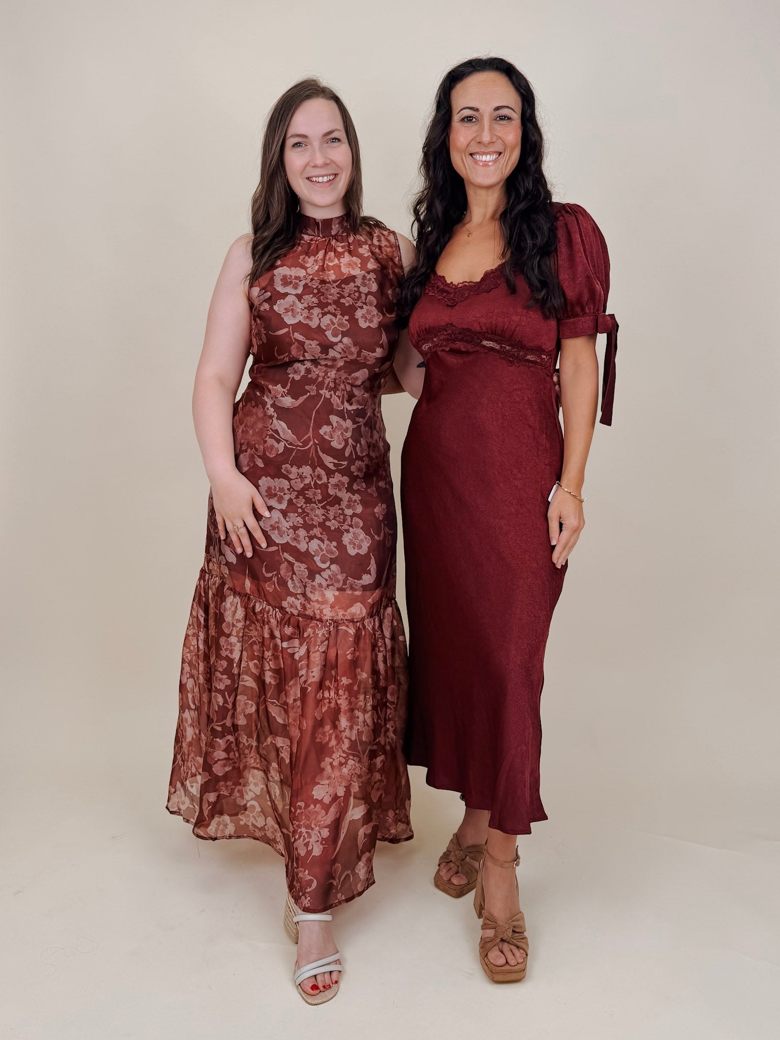 Holly Beth Floral Dress - PAPER DOLL