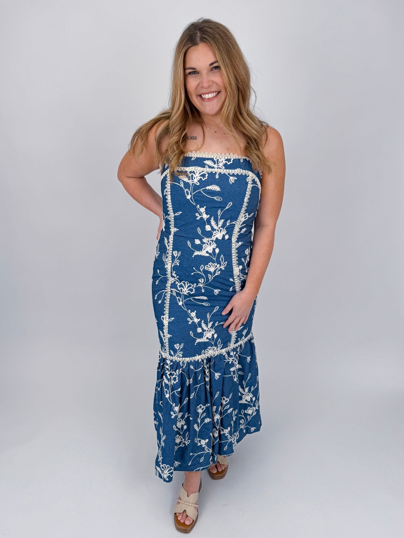 Summer Embroidery Detail Midi Dress - PAPER DOLL