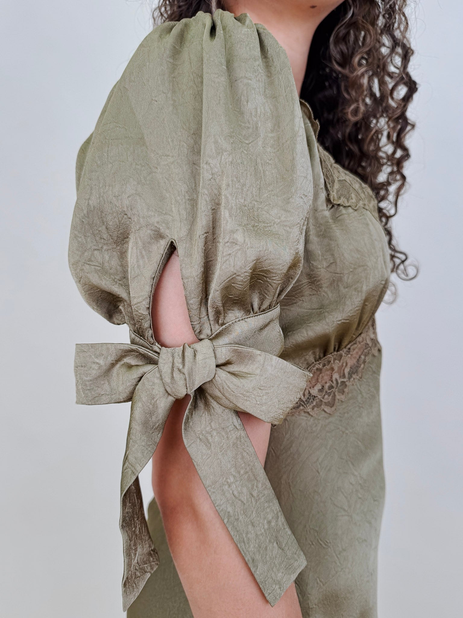 Katrina Midi Dress - PAPER DOLL