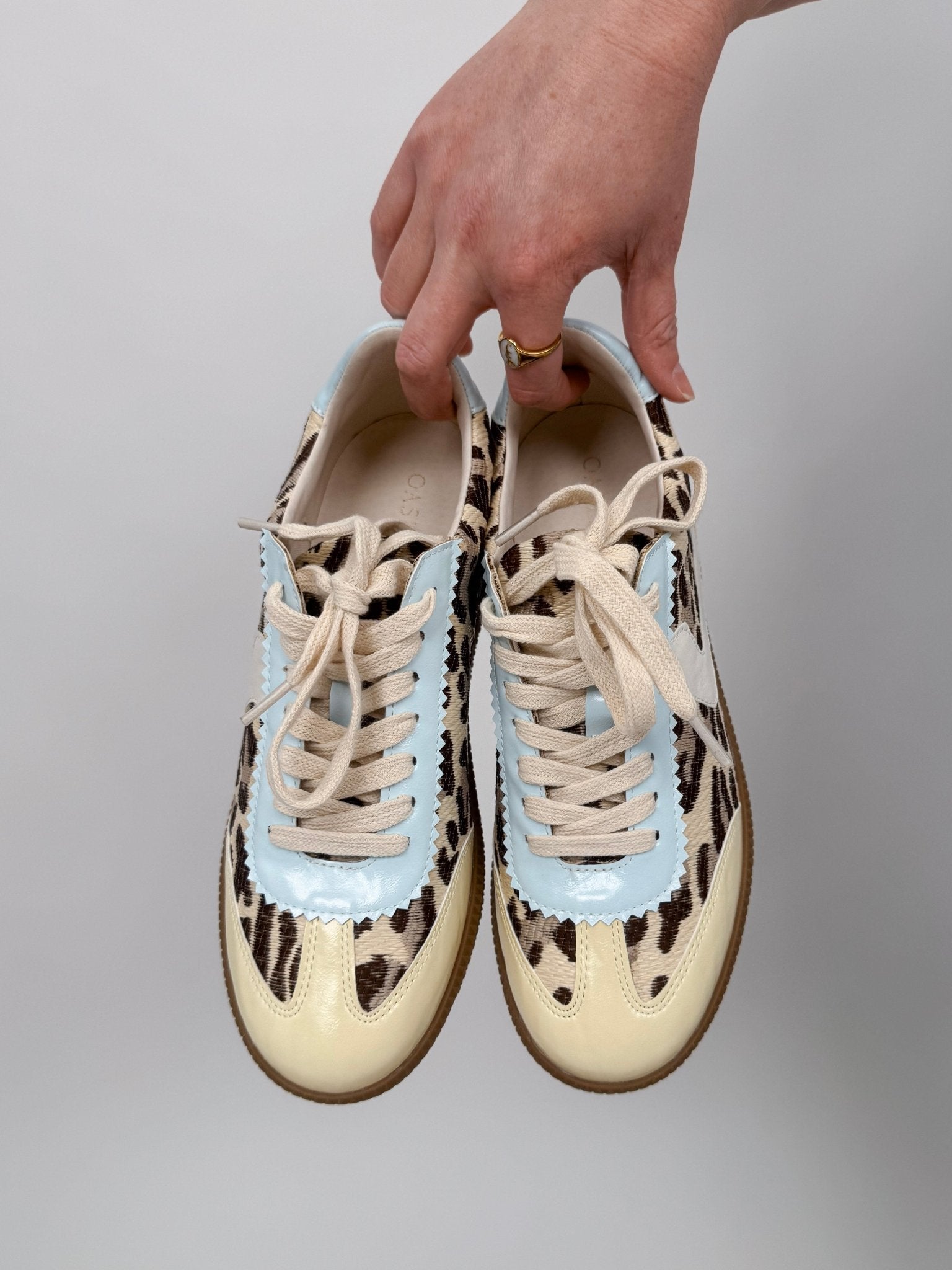 The Kyla Sneaker - PAPER DOLL