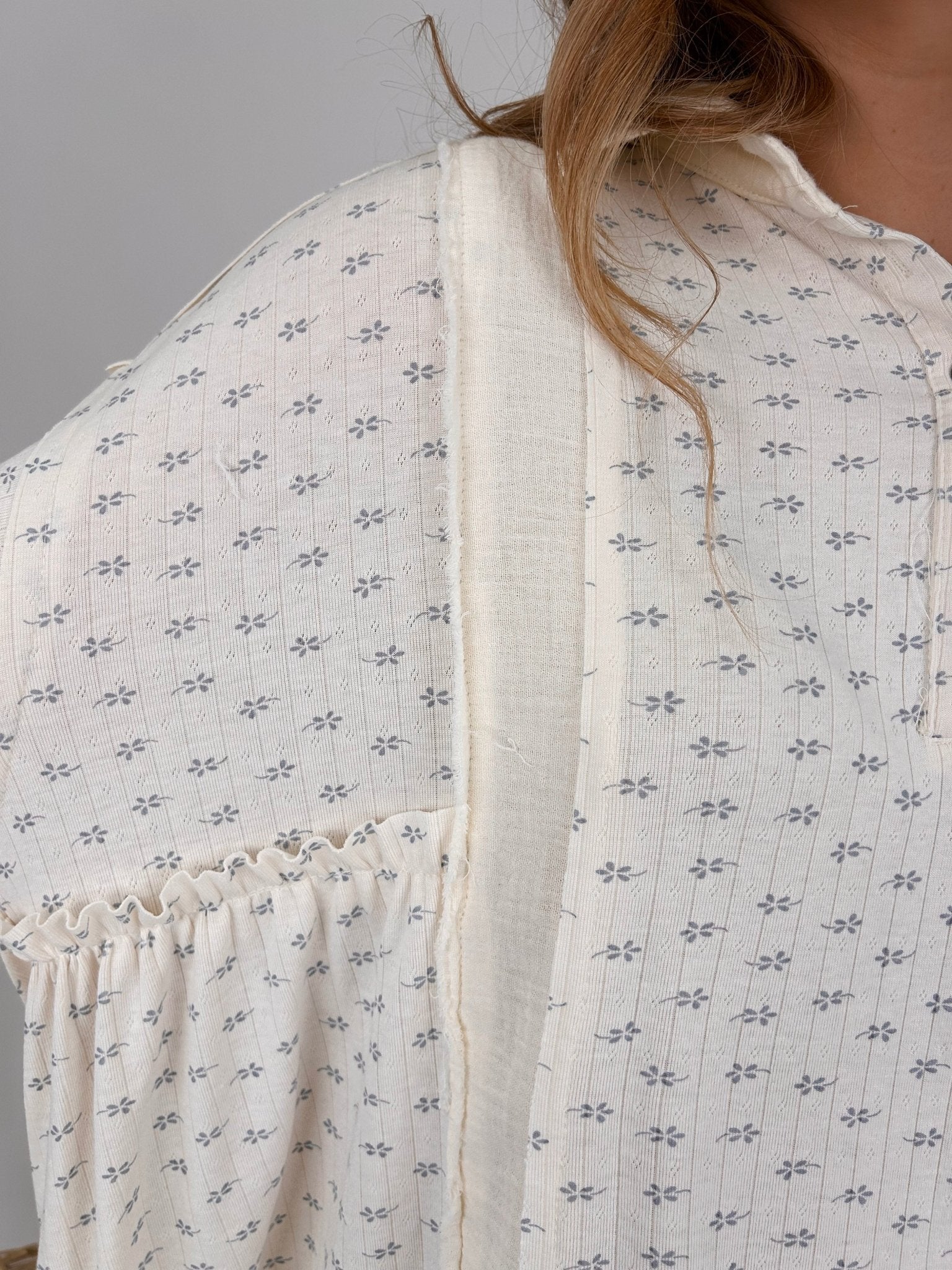 Baby Blossom Knit Blouse - CREAM / SMALL