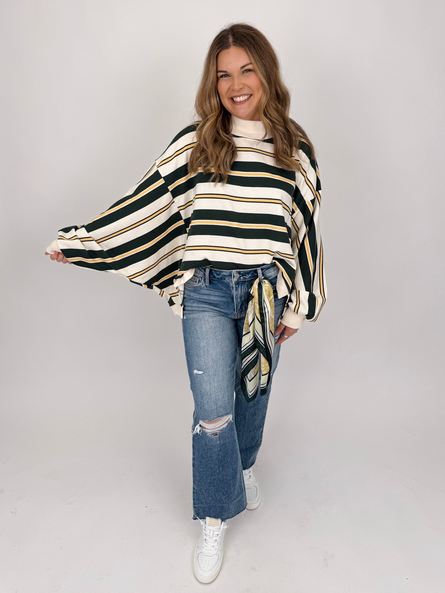 Stephanie Oversized Sweatshirt - PAPER DOLL