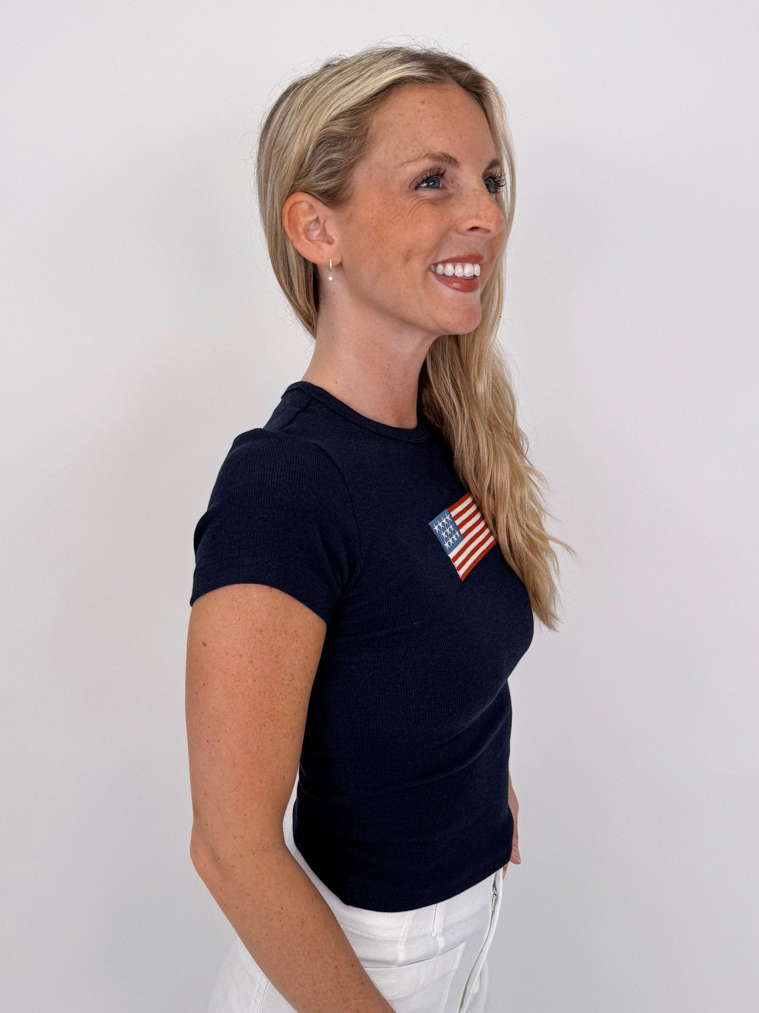 American Flag Simple Graphic Tee - PAPER DOLL
