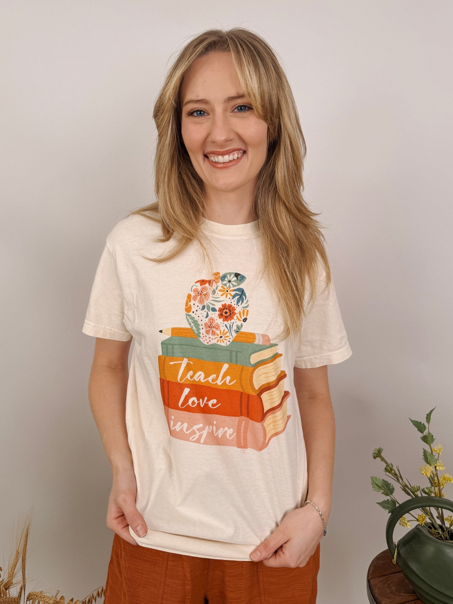 Teach Love Inspire Graphic Tee - PAPER DOLL